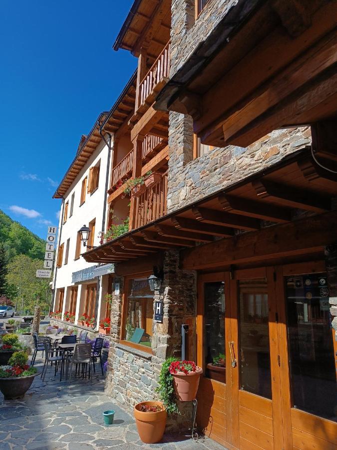 Hotel Llacs De Cardos Tavascan Exterior foto